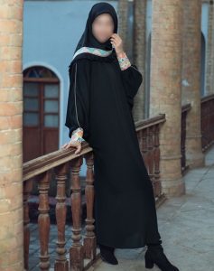 راهنمای کامل انتخاب لباس زیر عبای زنانه